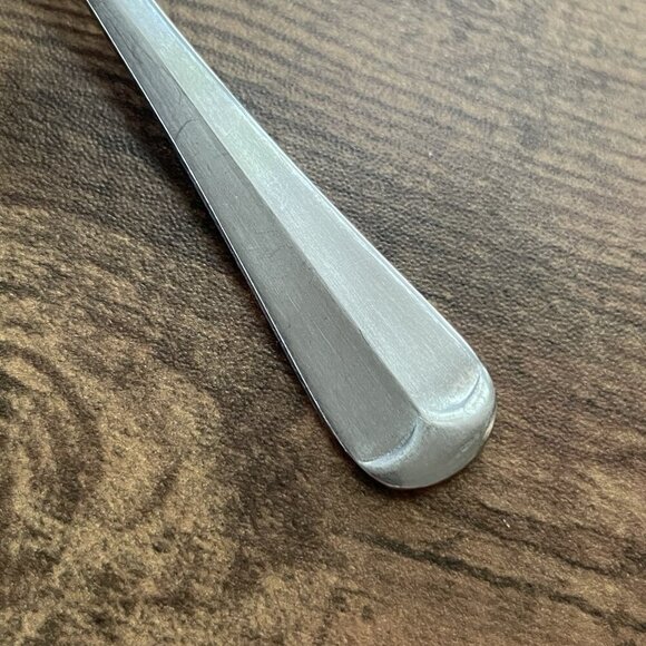 Oxford Hall Jamestown Oval Dinner Place Soup Spoon Stainless 6 7/8" Set of 8 - Picture 3 of 5